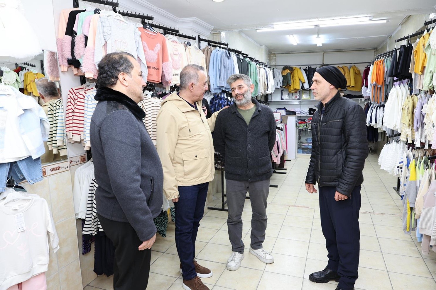 Başkan Dursun: "Gönüllere dokunmak önceliğimiz"
