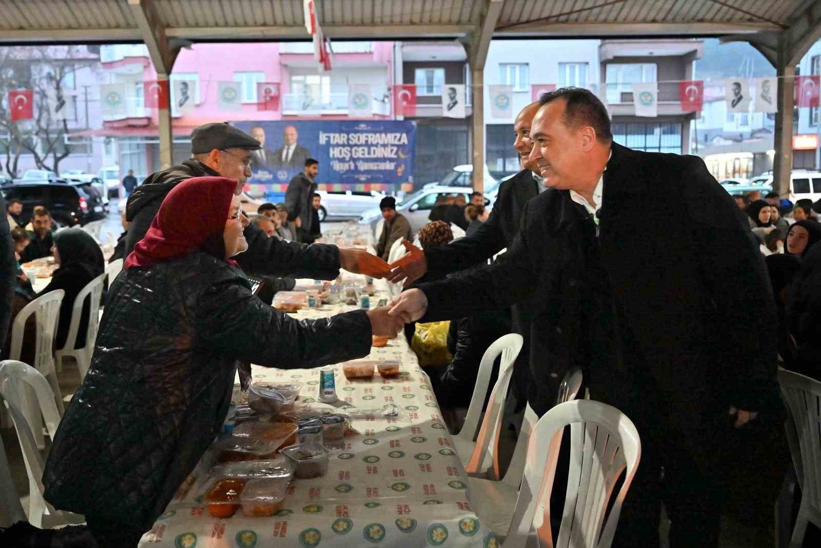 Başkan Dutlulu Gölmarmaralılarla iftar sofrasında buluştu
