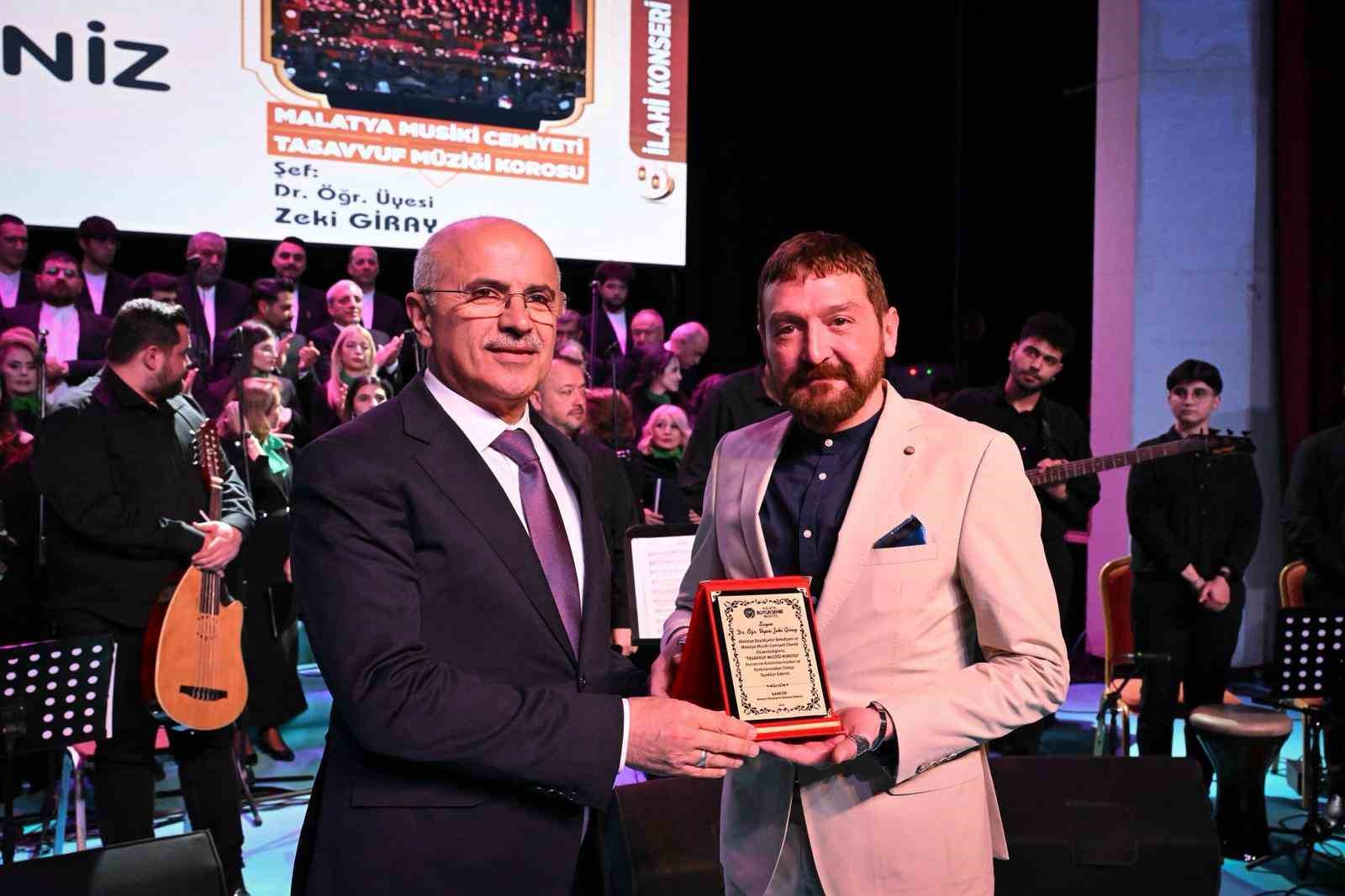 Başkan Er: "Geleceğin Malatya’sını kurmak için çalışıyoruz"
