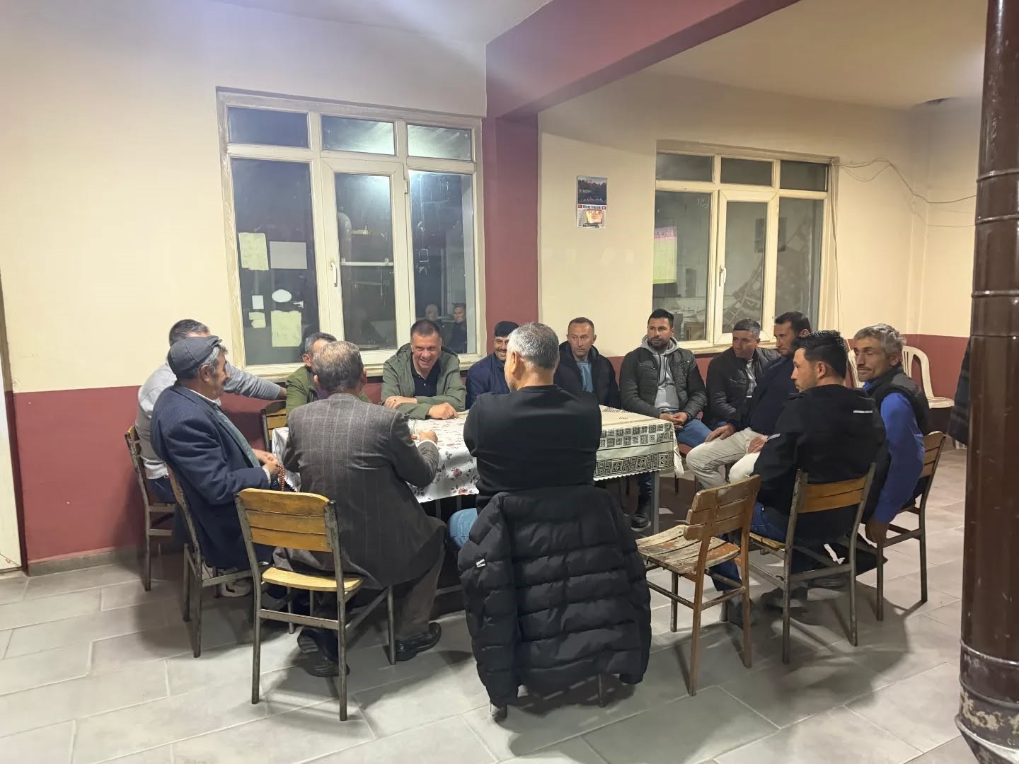 Başkan Ercan Koyunlar Mahallesi’nde vatandaşlarla buluştu
