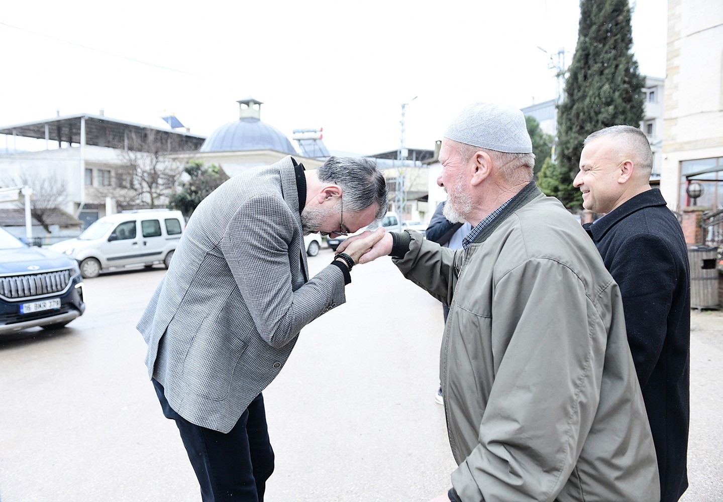 Başkan Erol bayramda her kapıda, her gönülde
