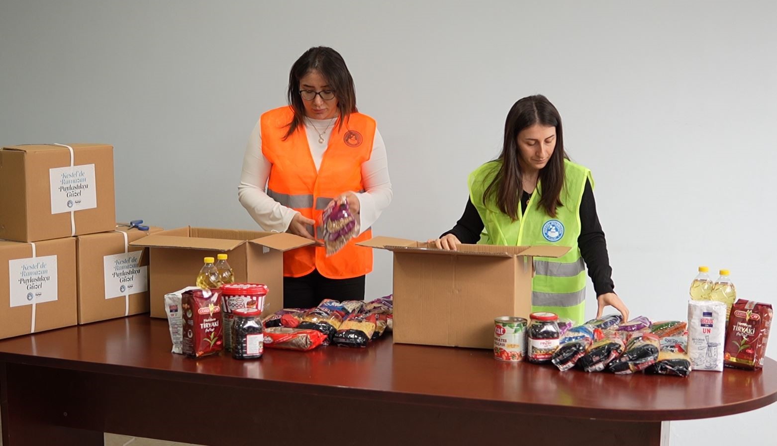 Başkan Erol: "Ramazan’da gönüllere dokunan desteklerimizi sürdürüyoruz"
