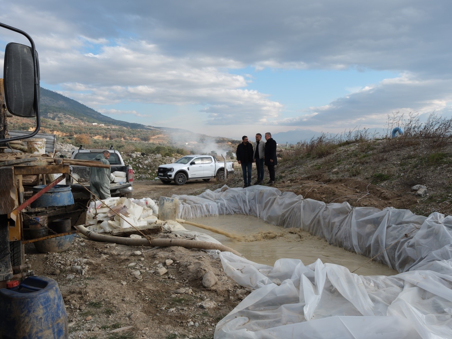 Başkan Erol, sondaj çalışmalarını inceledi
