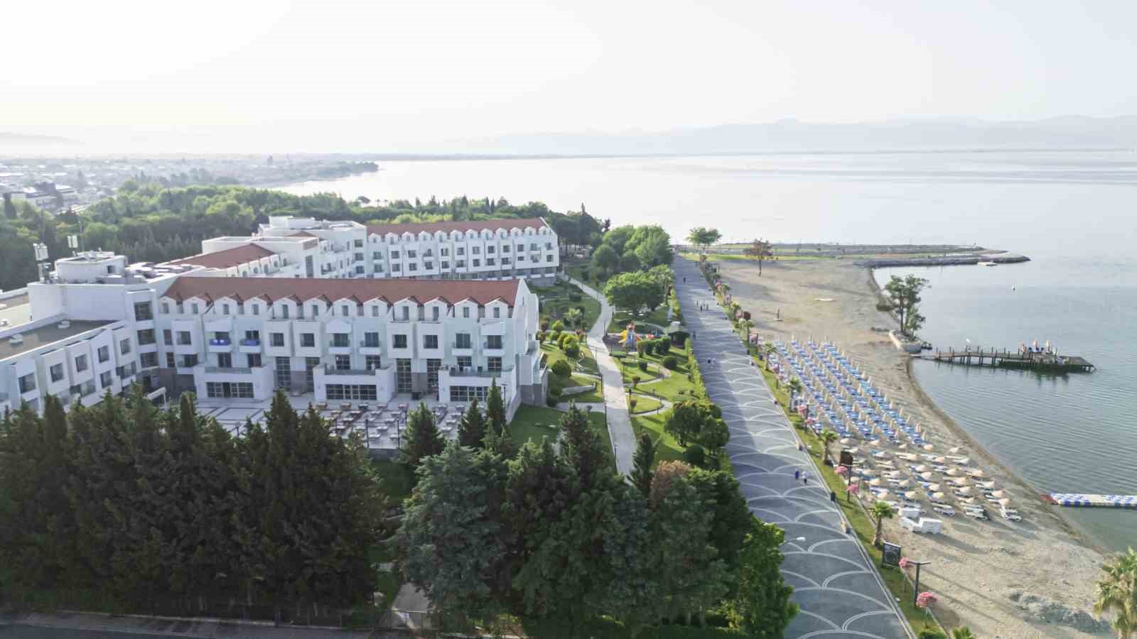 Başkan Ertaş "Otellerimizde ciddi bir doluluk var"
