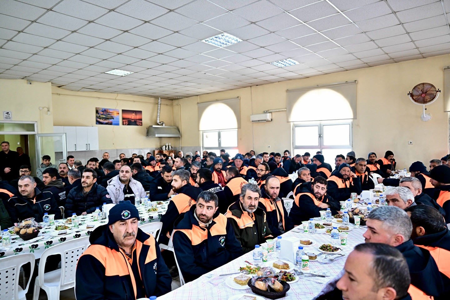 Başkan Geçit’ten sahada görev yapan personellere moral ziyareti
