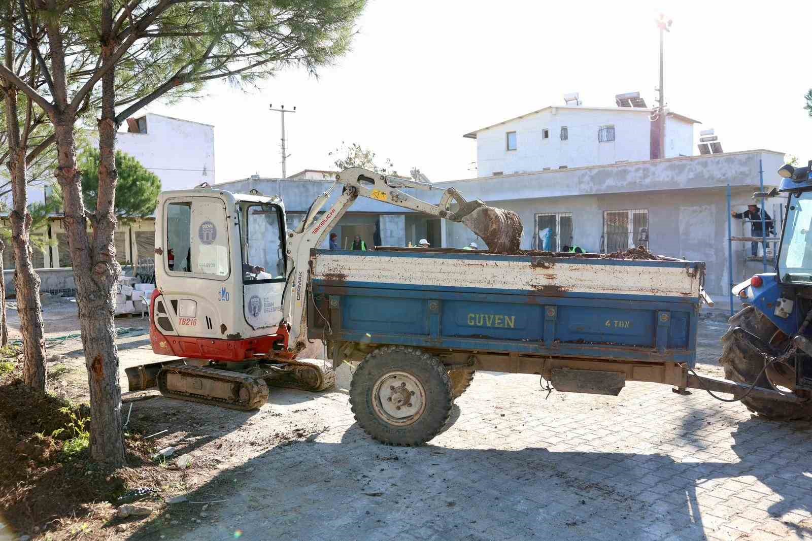Başkan Gençay, Özel Çocuklar Oyun Evi’ndeki çalışmaları yerinde inceledi
