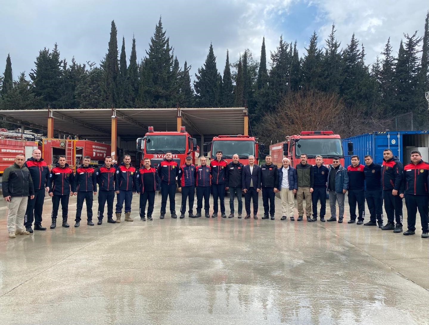 Başkan Gül’den ateş savaşçılarına ziyaret
