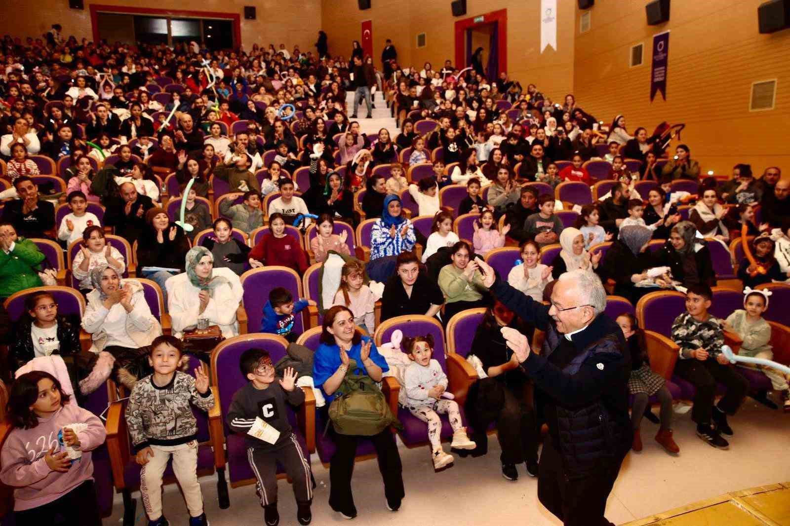 Başkan Güler: "Çocuklarımızla birlikte Ramazan’ı en güzel şekilde yaşıyoruz"
