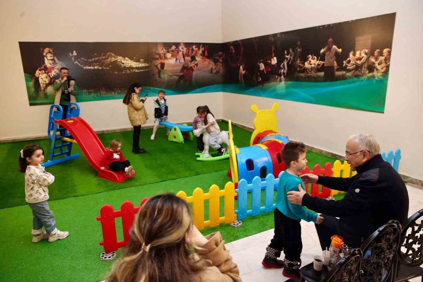 Başkan Güler: "Çocuklarımızla birlikte Ramazan’ı en güzel şekilde yaşıyoruz"
