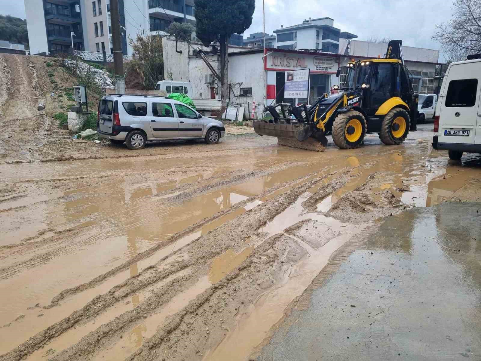 Başkan Günel: "Afetler, tedbirler alınırsa yaşanmaz"
