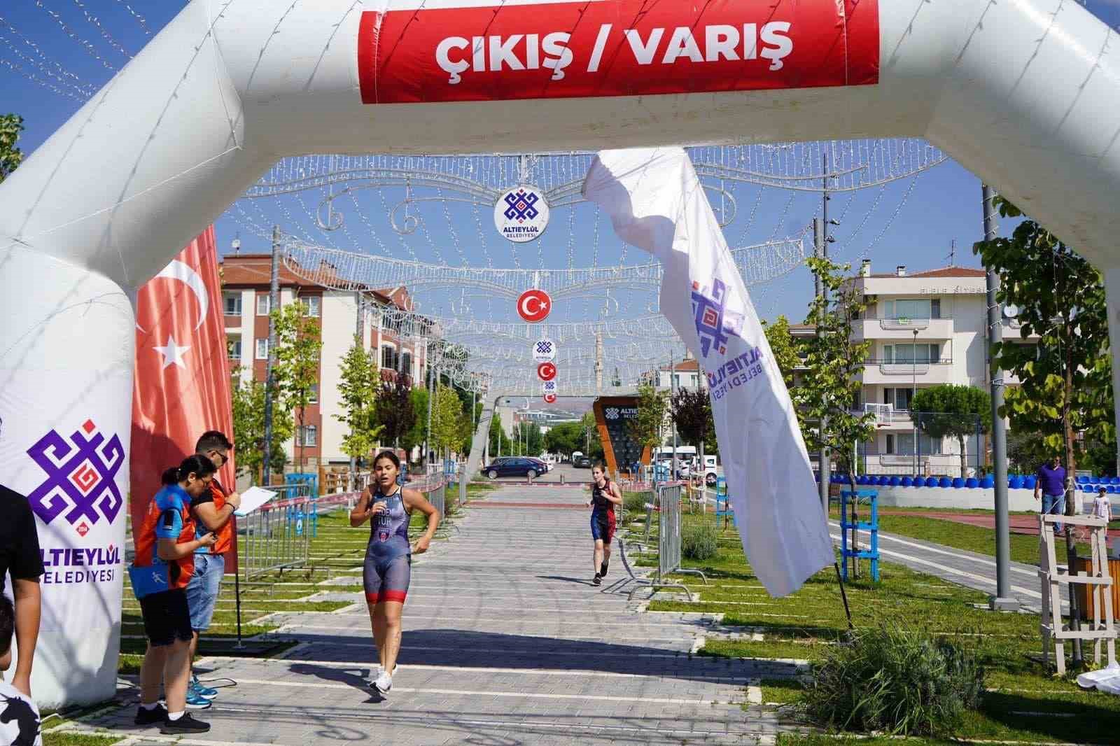 Başkan Hakan Şehirli iki yılı değerlendirdi
