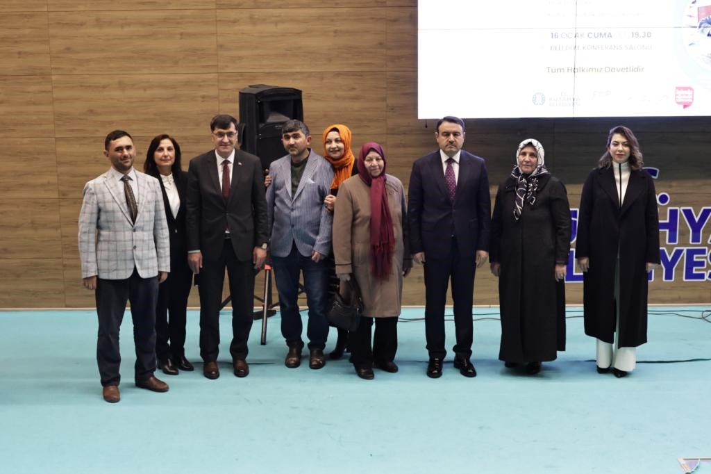 Başkan Kahveci: "2025 yılı boyunca 116 etkinlikte Sıtkı Usta’nın adını yaşatmanın gururunu taşıyoruz"
