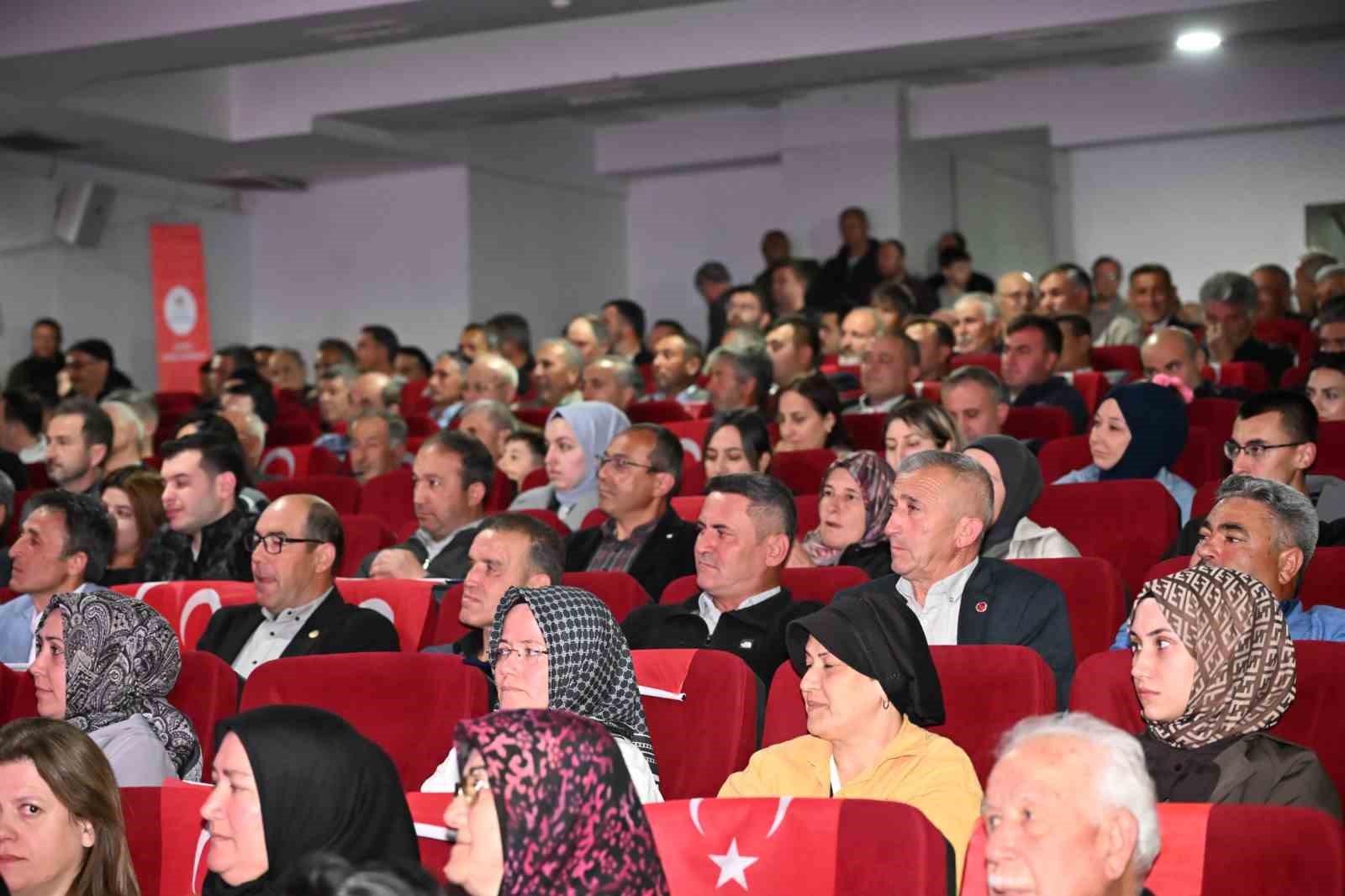 Başkan Kara’dan 2 yıllık hizmet ve yatırım sunumu
