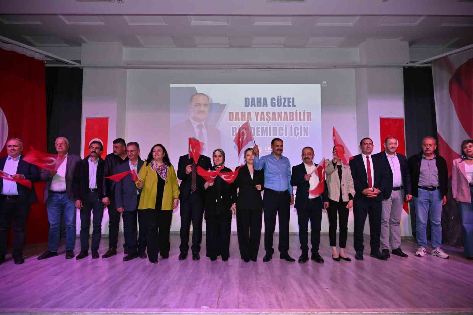 Başkan Kara’dan 2 yıllık hizmet ve yatırım sunumu
