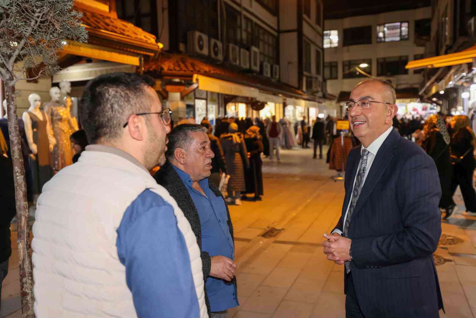 Başkan Kavuş, Bedesten’de bayram coşkusuna ortak oldu
