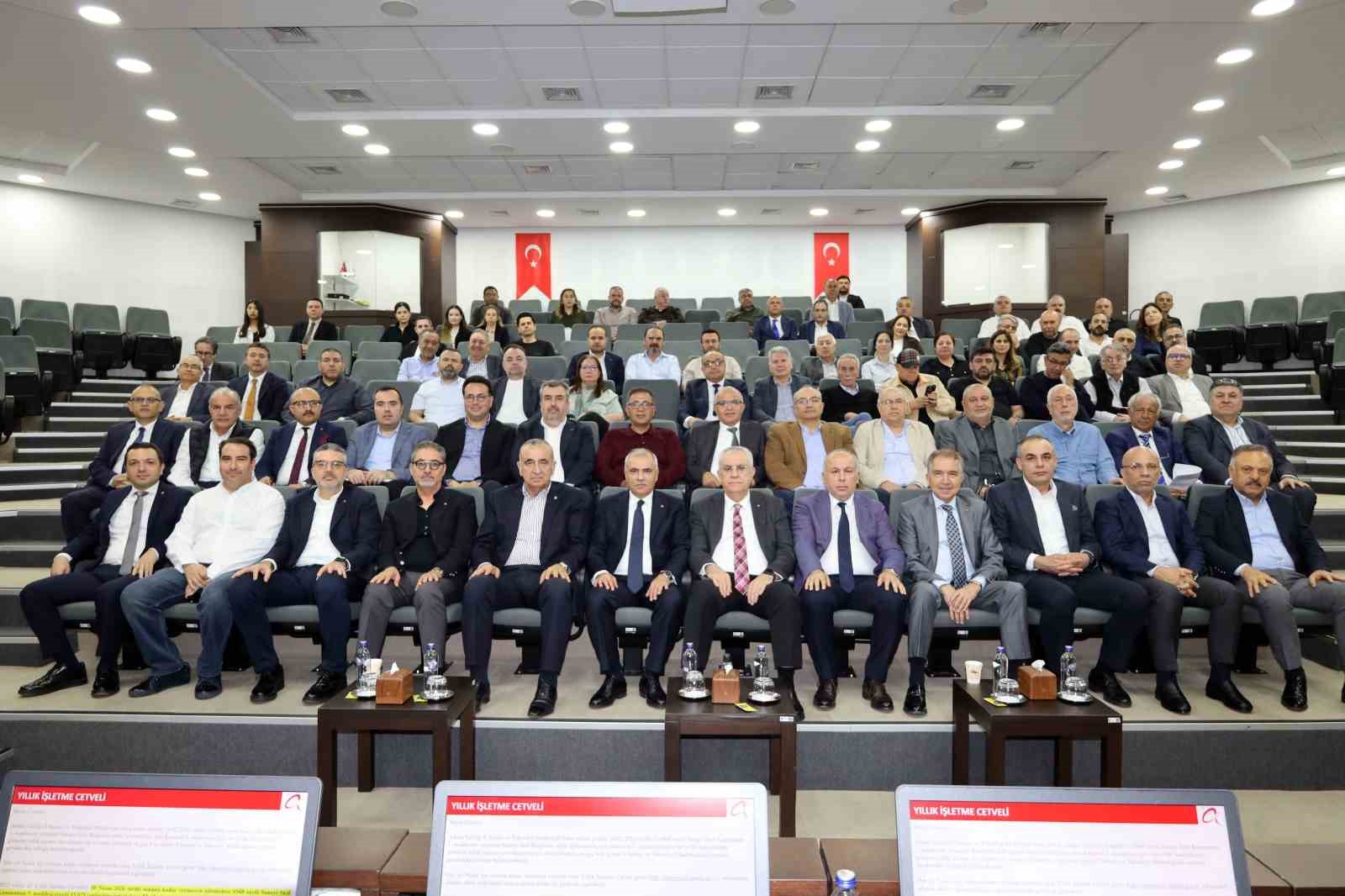 Başkan Kıvanç: "Zorlu küresel şartlara rağmen ihracatımızı artırmaya devam ediyoruz"
