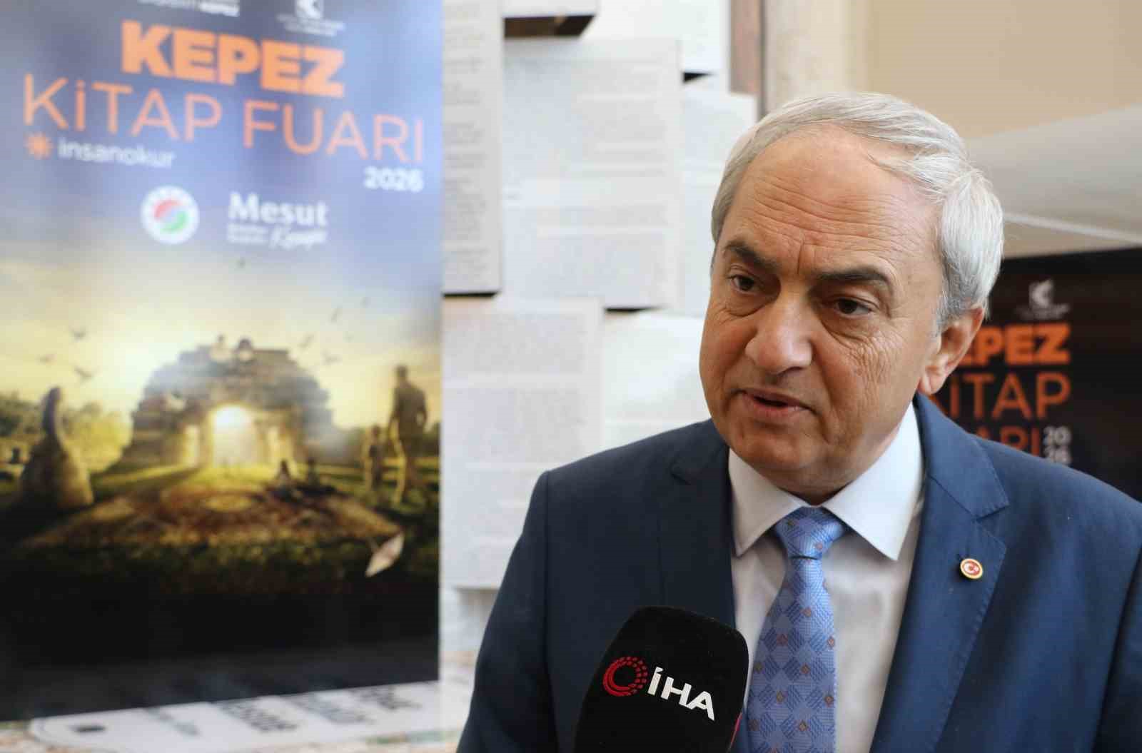 Başkan Kocagöz: "Kepez’de kaçak yapıya kesinlikle izin verilmeyecek"
Başkan Kocagöz: "Kepez’de kaçak yapıya kesinlikle izin verilmeyecek"