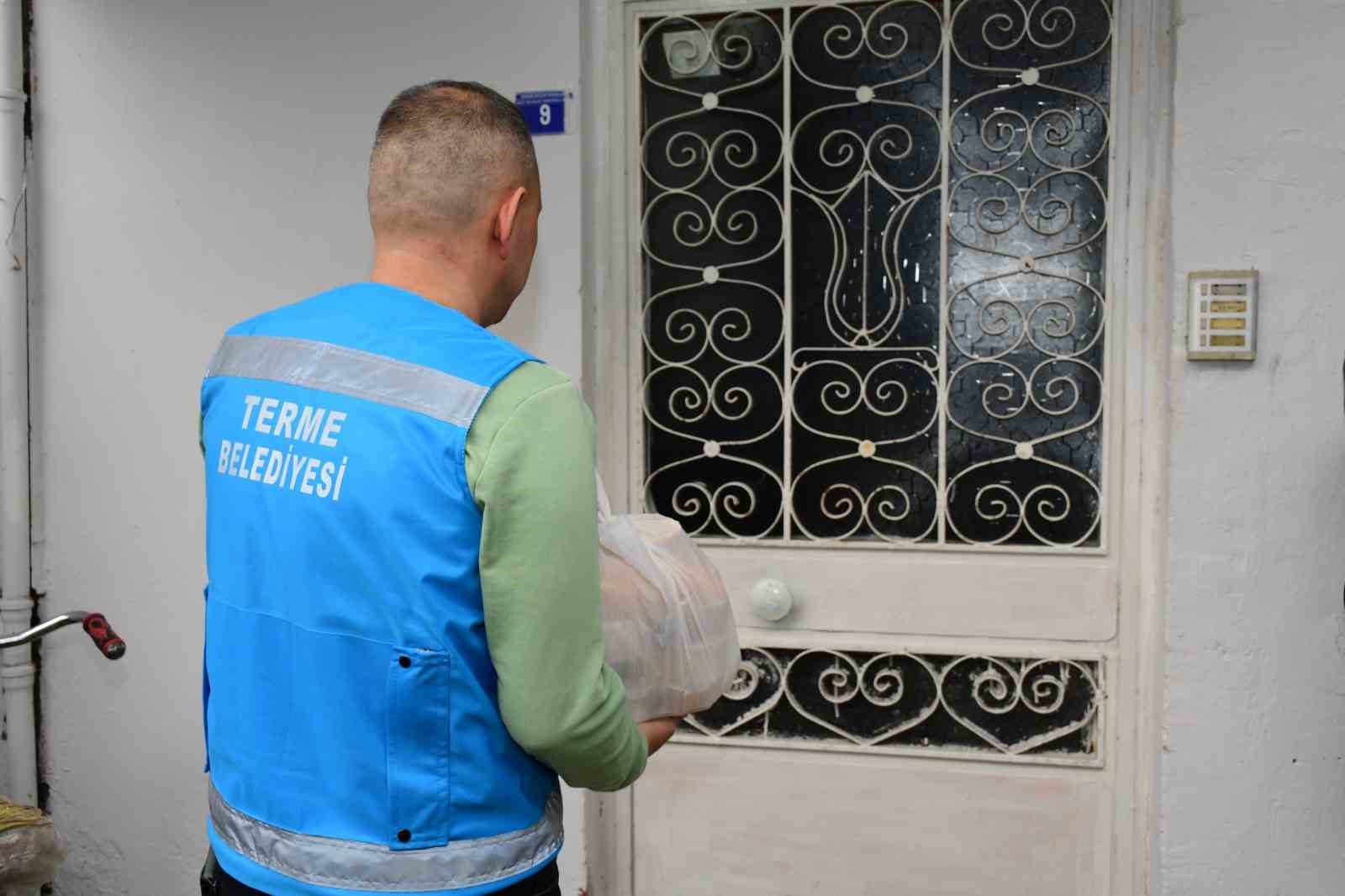 Başkan Kul: "Terme’de kimsesizlerin yanındayız"
