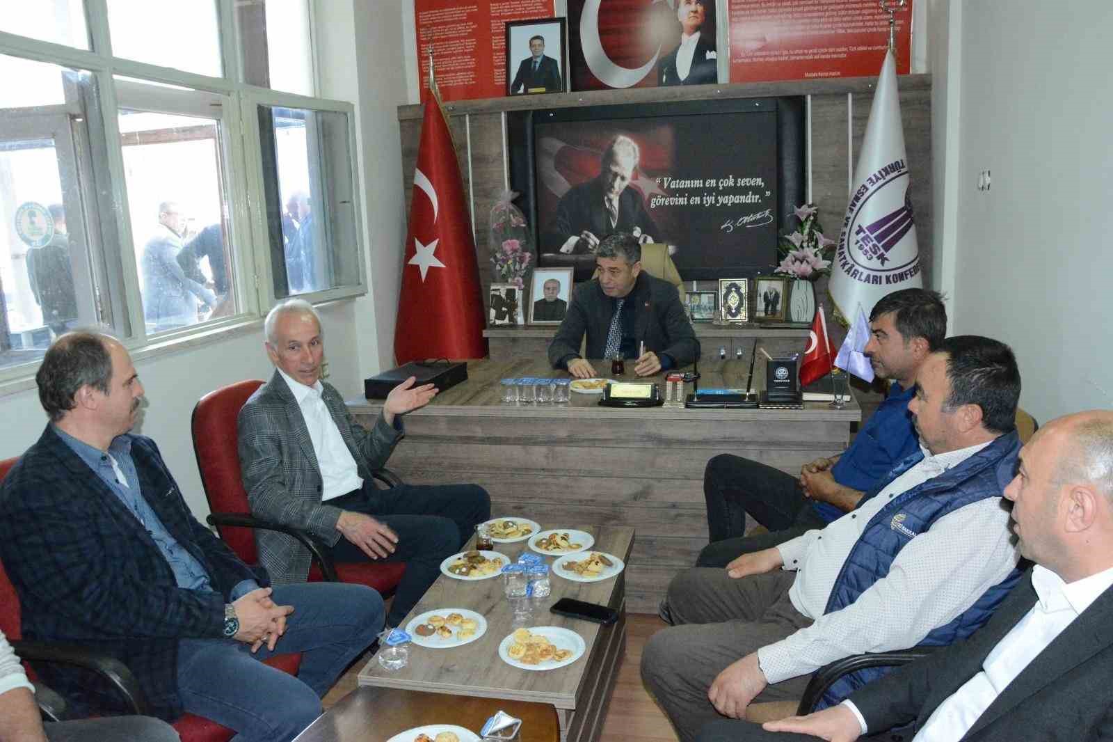 Başkan Künkcü, Karpuzlu ve Çine’de esnaflarla bir araya geldi
