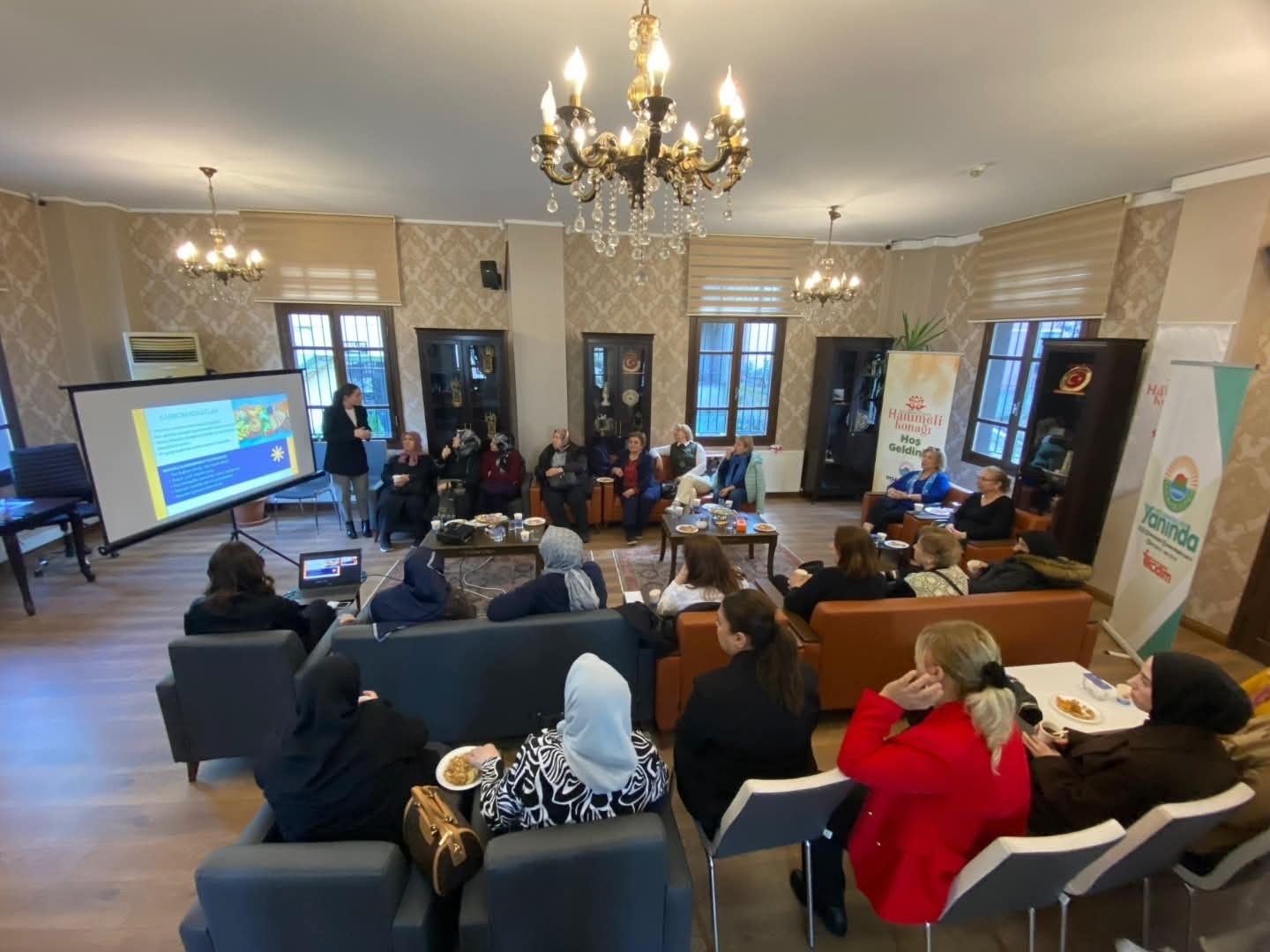 Başkan Kurnaz: "Diyetisyenlerimiz, kadınlarımızın hizmetinde"
