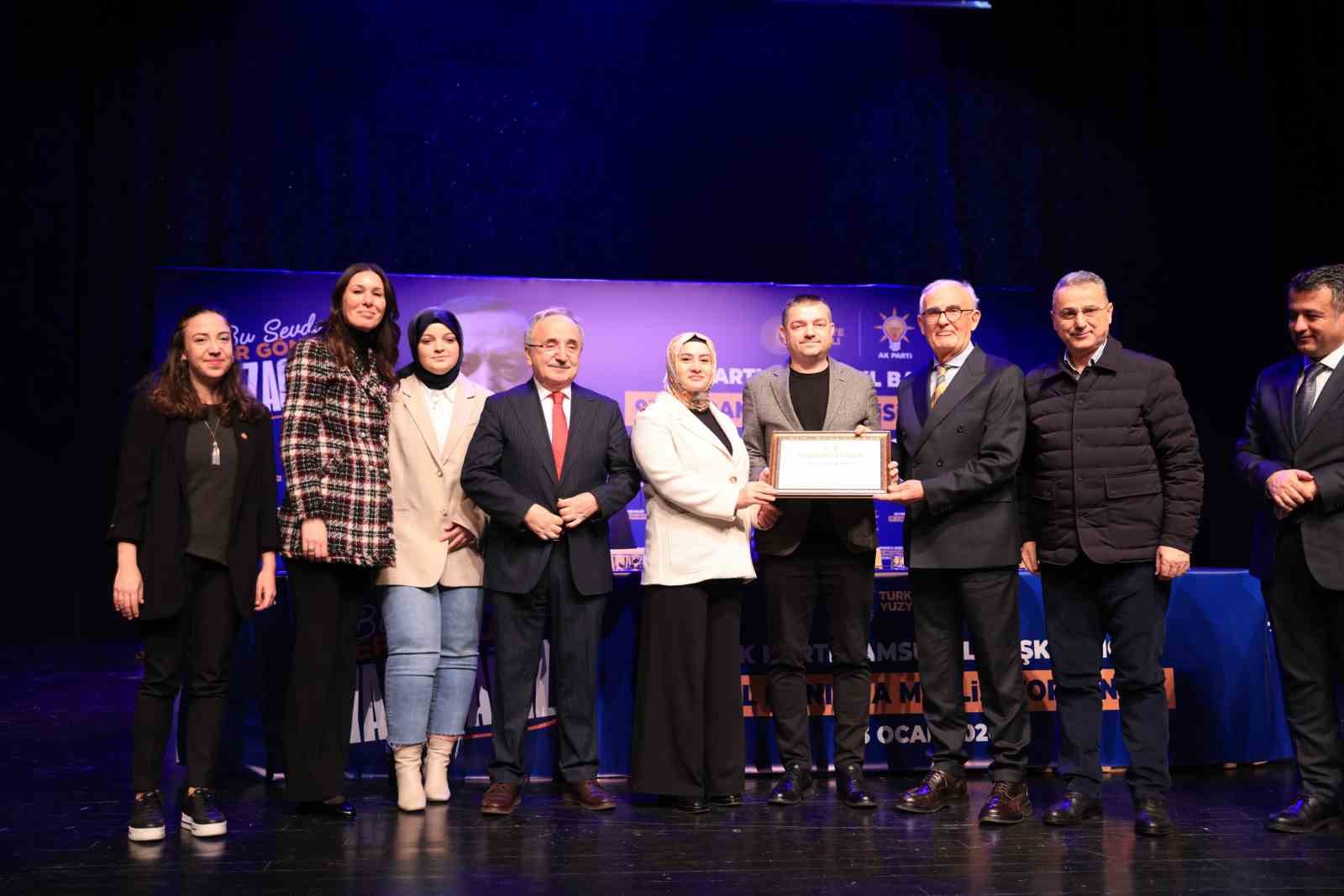 Başkan Kurnaz: "İlkadım’da 2026 yılında değerli proje ve hizmetleri hep birlikte hayata geçireceğiz"
Başkan Kurnaz: "İlkadım’da 2026 yılında değerli proje ve hizmetleri hep birlikte hayata geçireceğiz"