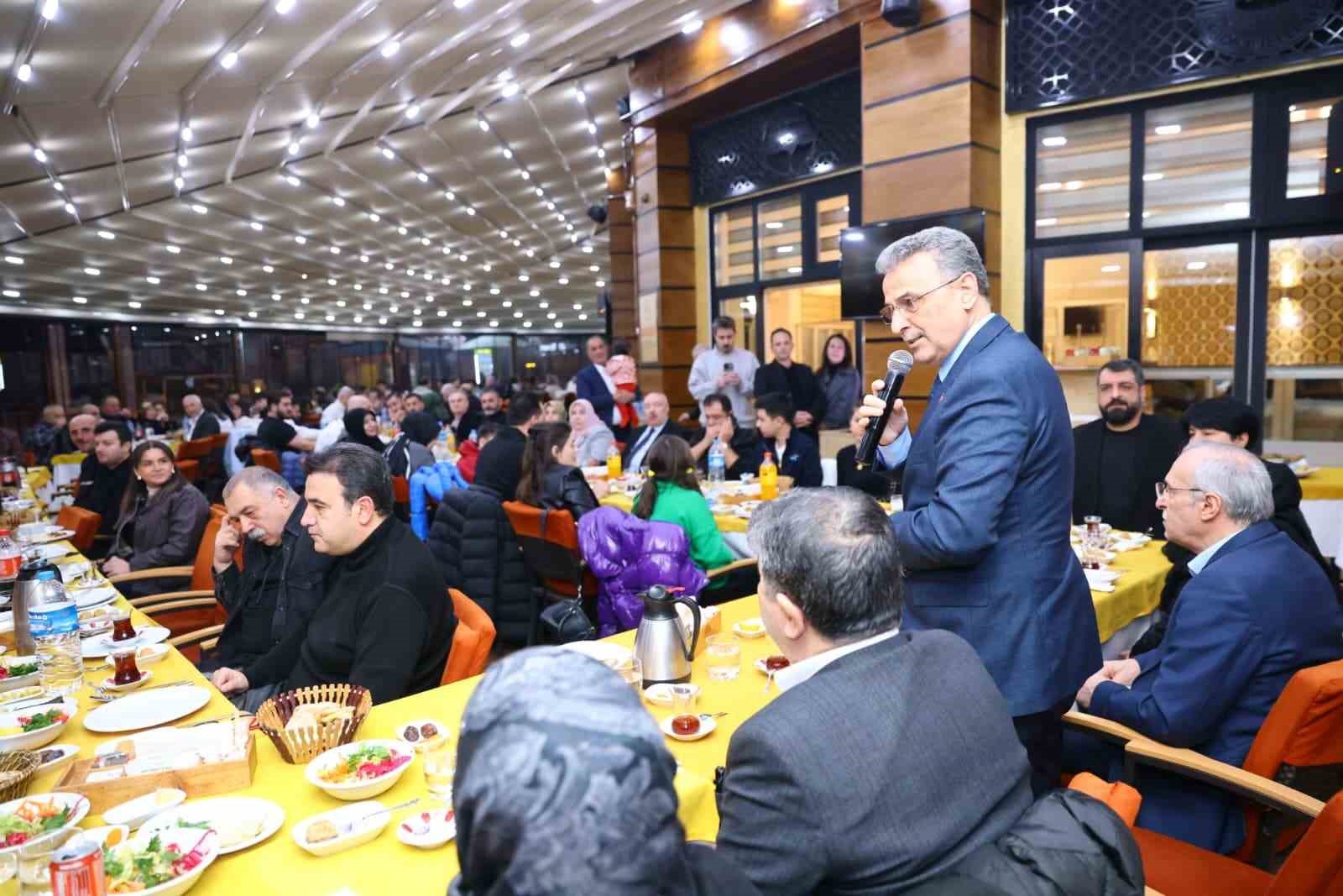 Başkan Kurnaz: "Nüfusu 23 ilden büyük İlkadım’ı daha iyi noktalara taşıyacağız"
Başkan Kurnaz: "Nüfusu 23 ilden büyük İlkadım’ı daha iyi noktalara taşıyacağız"