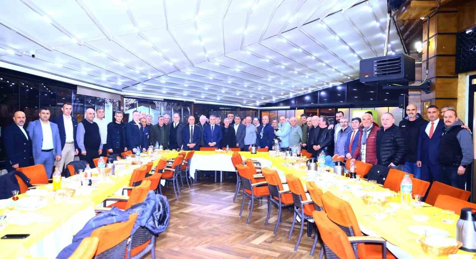 Başkan Kurnaz: "Paylaşmak en büyük zenginliğimiz"
Başkan Kurnaz: "Paylaşmak en büyük zenginliğimiz"