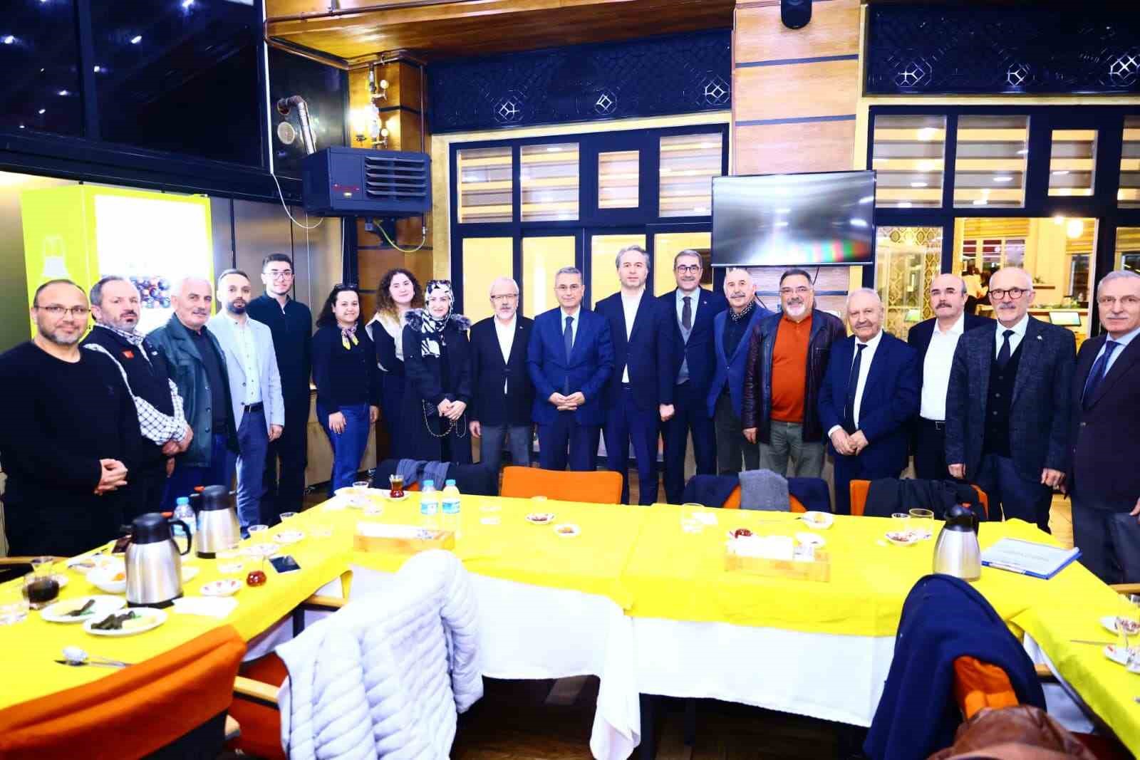 Başkan Kurnaz: "Paylaşmak en büyük zenginliğimiz"
Başkan Kurnaz: "Paylaşmak en büyük zenginliğimiz"