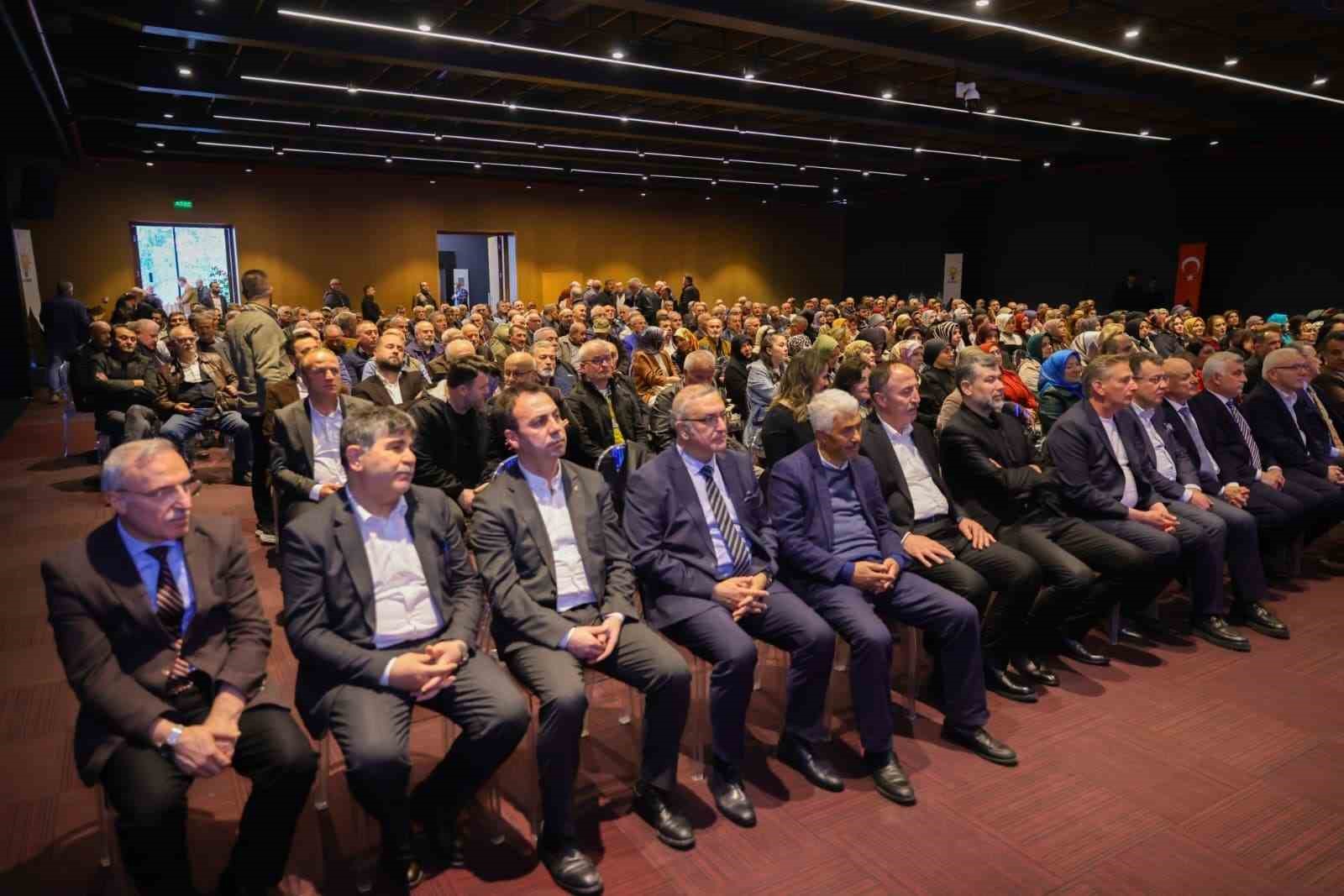 Başkan Kurnaz: "Tüm teşkilatımız ile birlik ve uyum içerisinde çalışıyoruz"
