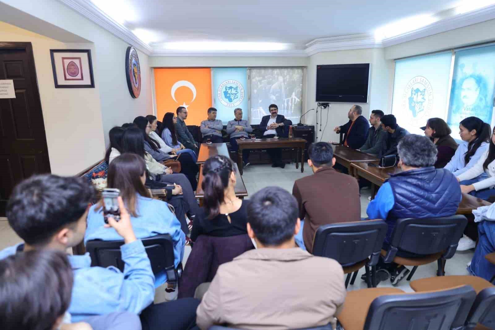 Başkan Kurnaz: "Uluslararası öğrenciler şehrimize kültürel zenginlik katıyor""
Başkan Kurnaz: "Uluslararası öğrenciler şehrimize kültürel zenginlik katıyor""