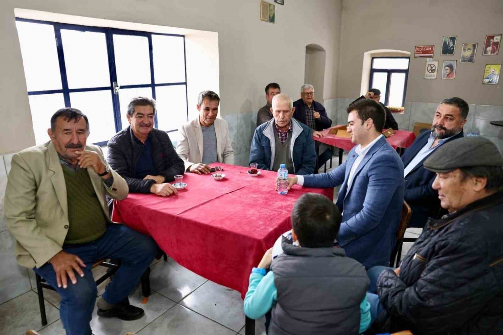 Başkan Mandalinci saha ziyaretlerine devam ediyor
Başkan Mandalinci saha ziyaretlerine devam ediyor