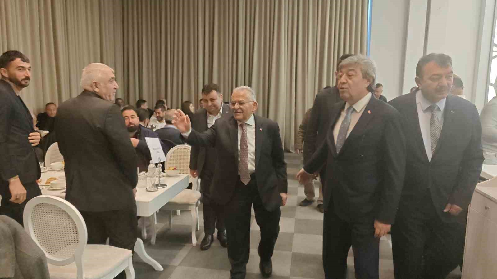 Başkan Odakır: "Projelerimizin aksamaması için yeniden adayım"
