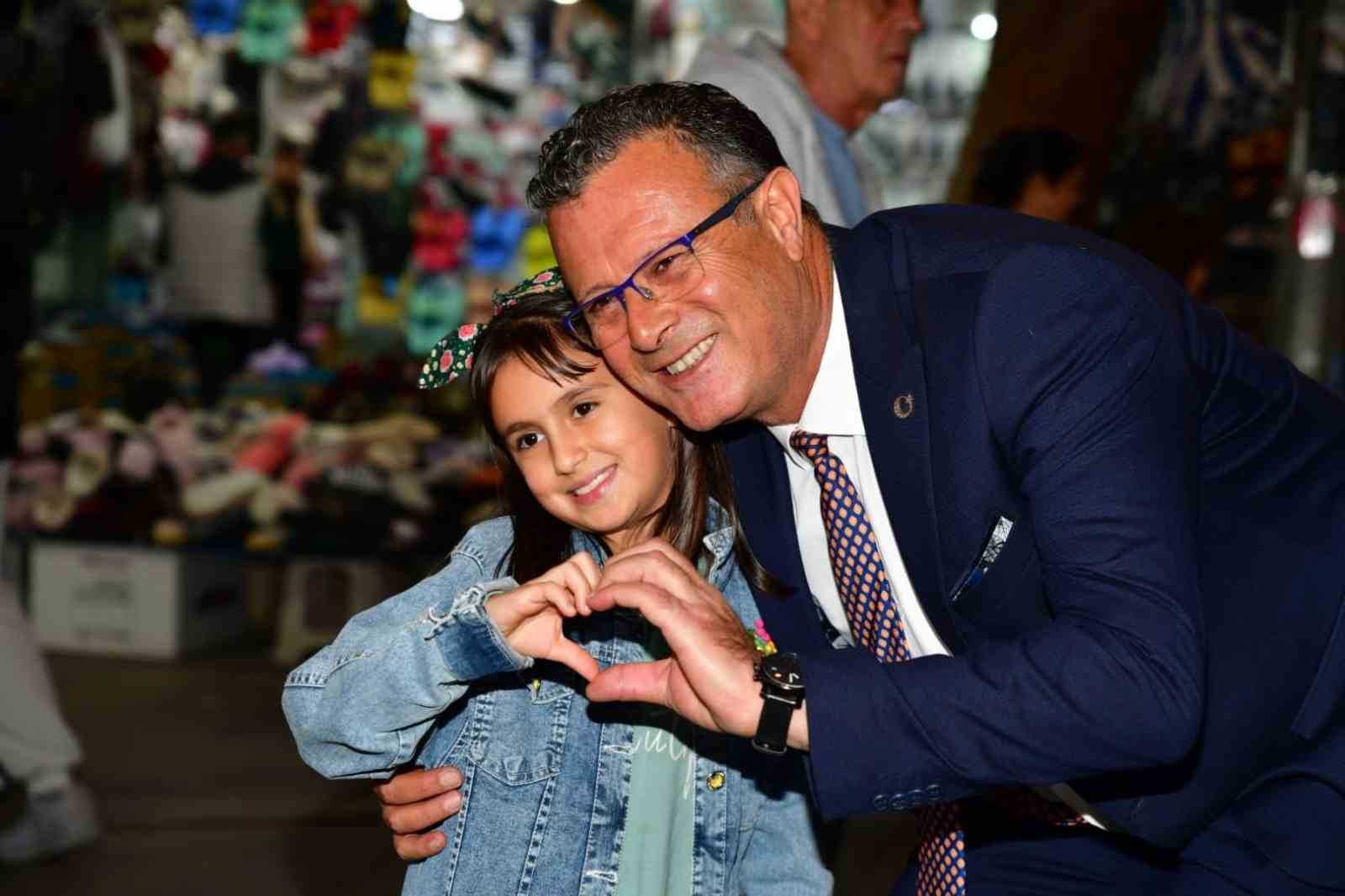 Başkan Öküzcüoğlu yılın en başarılı ilçe belediye başkanı seçildi
