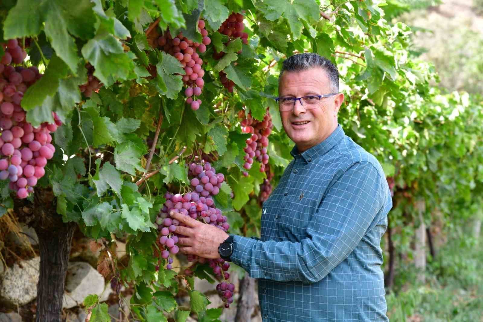 Başkan Öküzcüoğlu yılın en başarılı ilçe belediye başkanı seçildi
