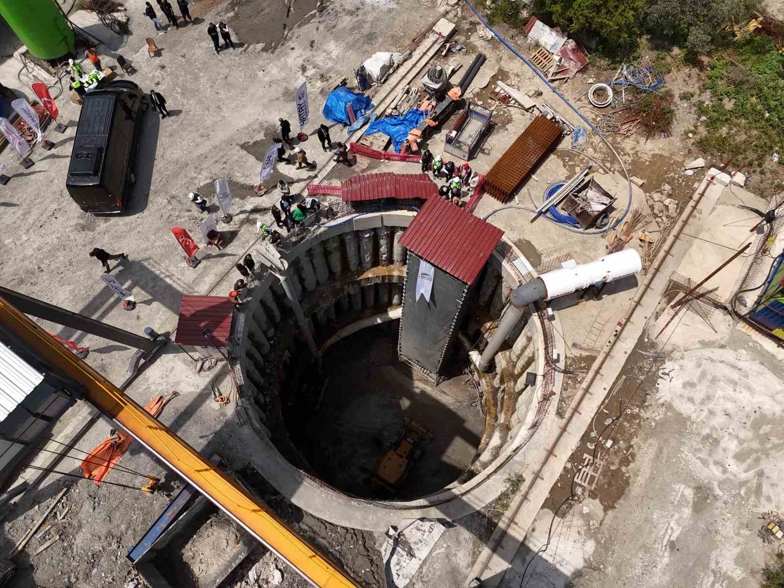 Başkan Öntürk, Türkiye’nin en büyük atık su tüneli projesini inceledi
