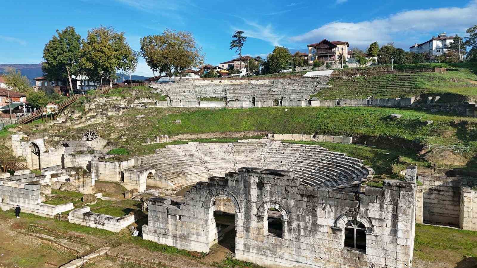 Başkan Özlü "Düzce’de turizm, vizyonumuzun yansıması olacak"
