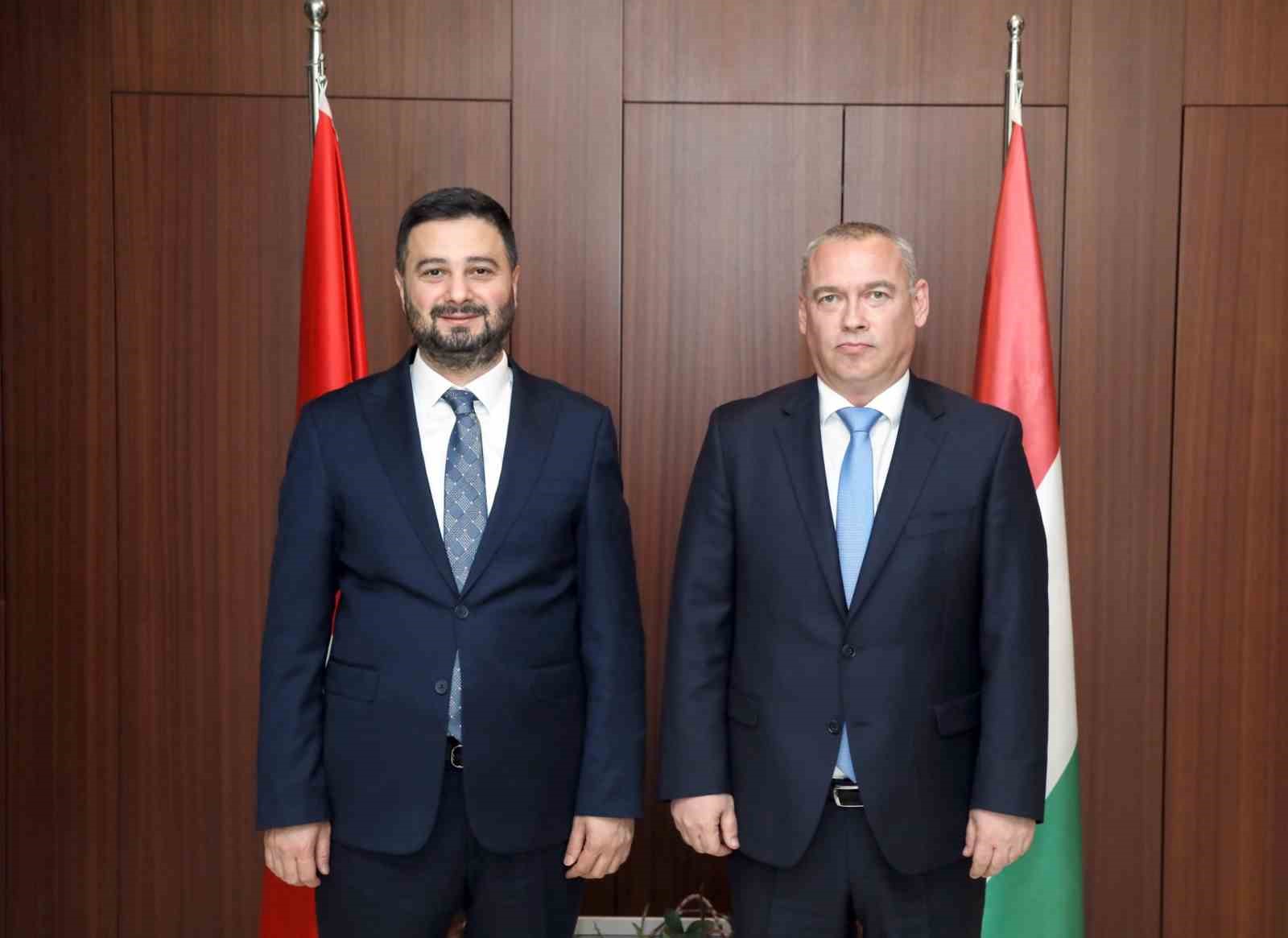 Başkan Öztekin’den, Laszlo Keller’a iade-i ziyaret
