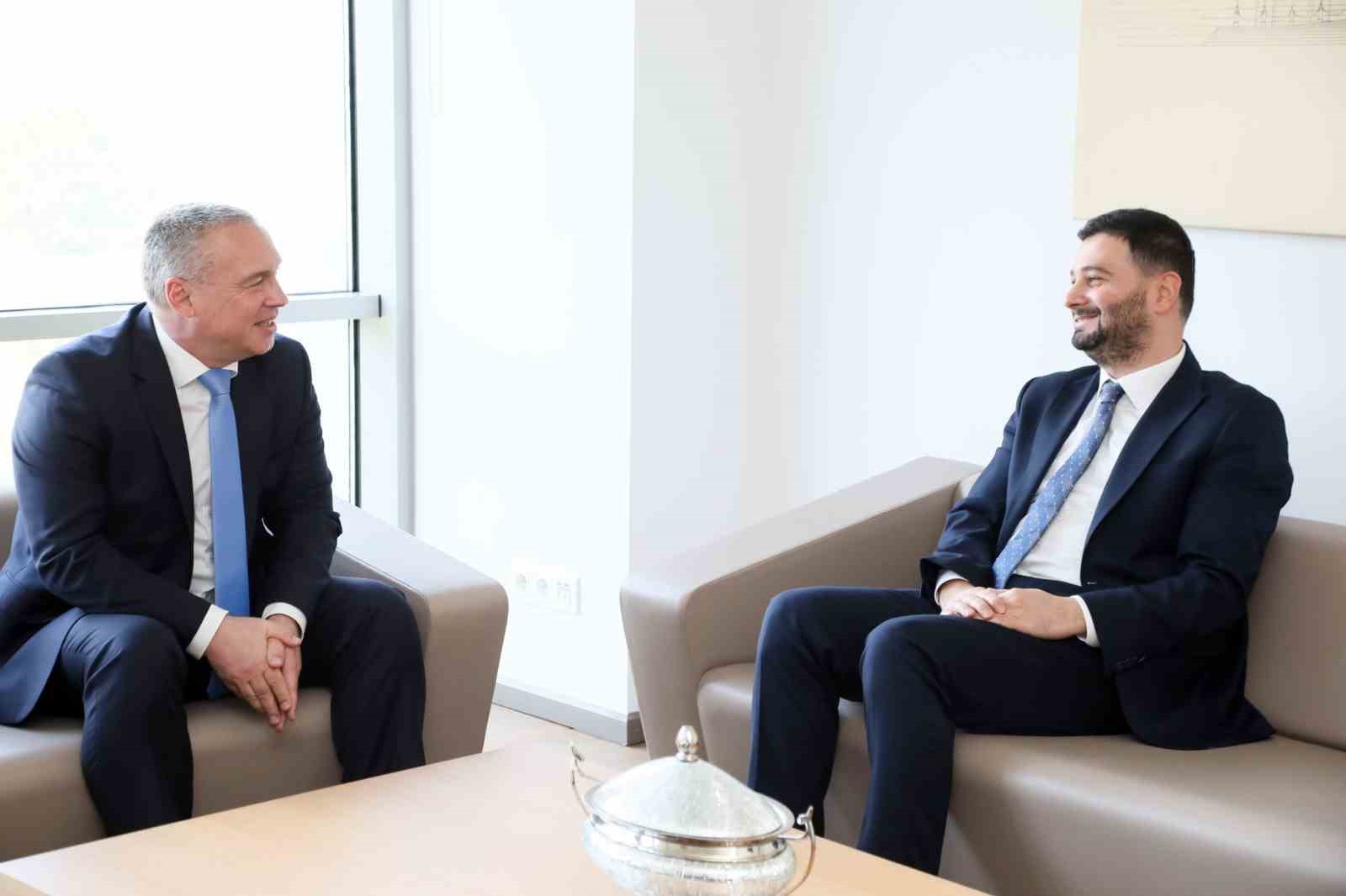 Başkan Öztekin’den, Laszlo Keller’a iade-i ziyaret
