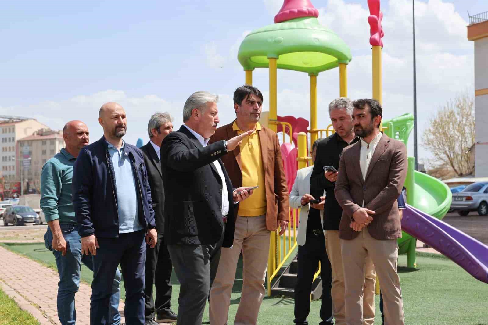 Başkan Palancıoğlu: "Gülük Mahallesi’nde hummalı çalışmalar yapılıyor"
Başkan Palancıoğlu: "Gülük Mahallesi’nde hummalı çalışmalar yapılıyor"