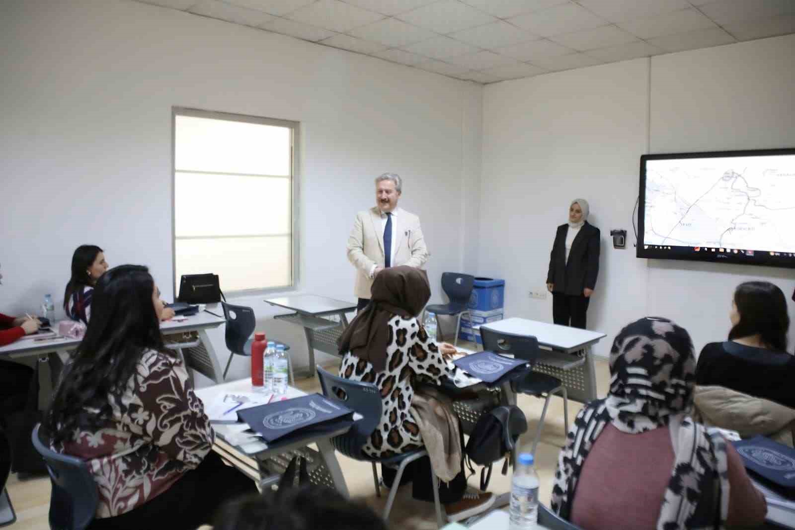 Başkan Palancıoğlu, sosyal tesislerde kursiyerlerle buluştu
