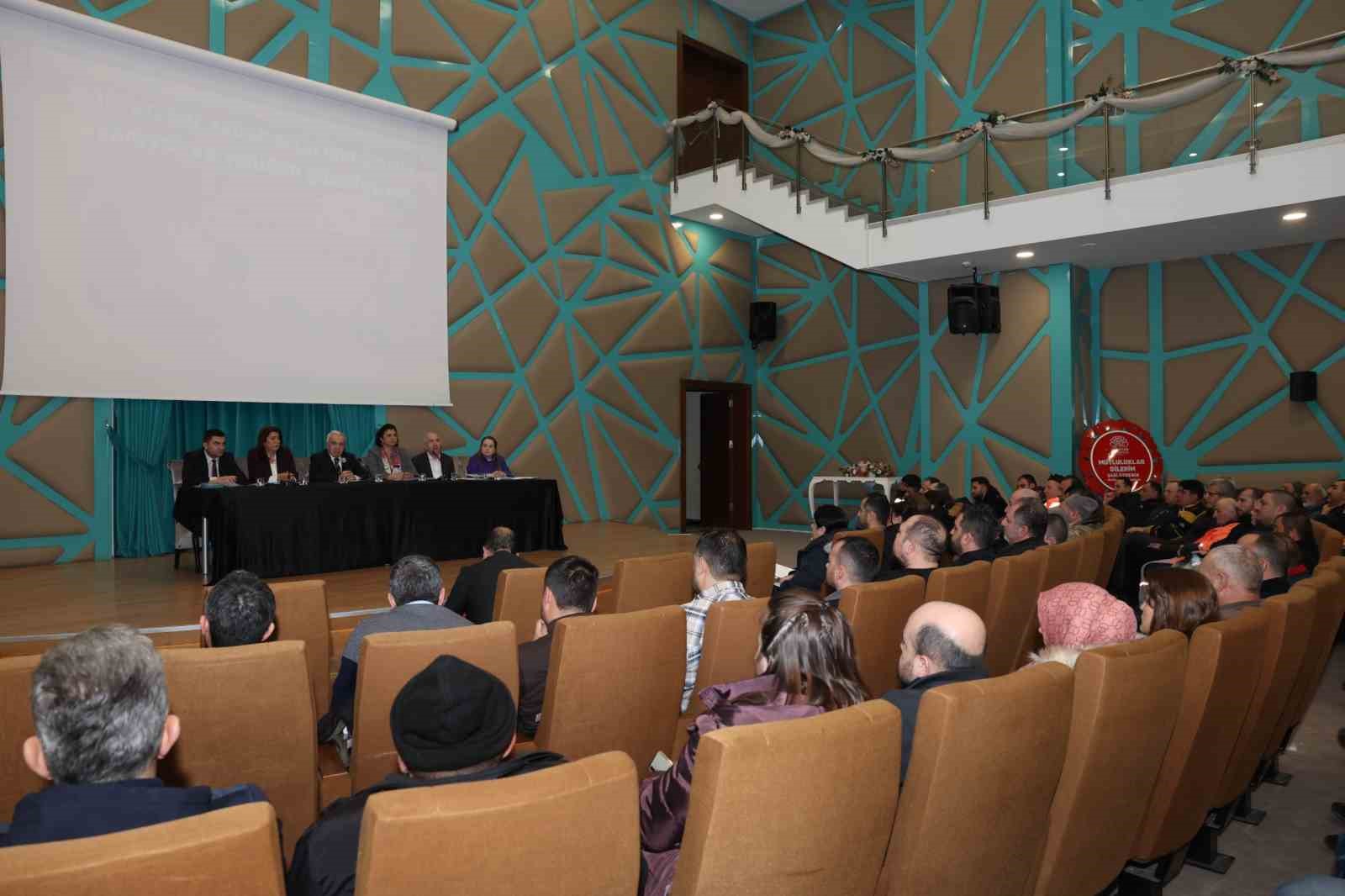 Başkan Şadi Özdemir, temizlik işçileri ile buluştu
