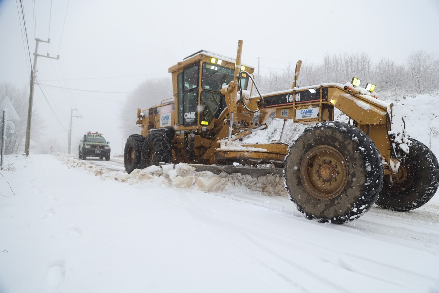 Başkan Sandıkçı: "Karla mücadele çalışmalarına aralıksız devam ediyoruz"
