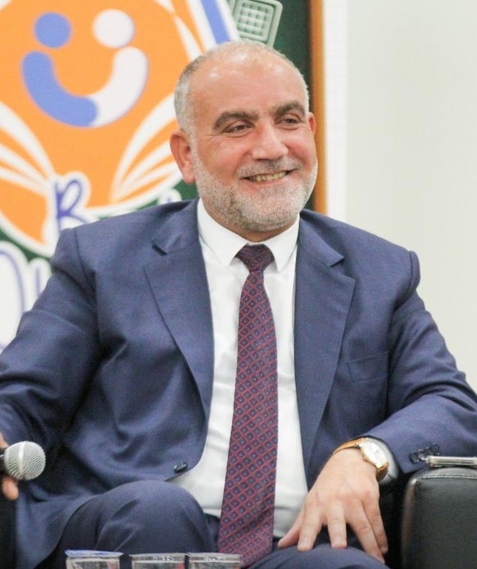 Başkan Sandıkçı: "Öğrencilerimizin tamamına burs desteği sağlıyoruz"
Başkan Sandıkçı: "Öğrencilerimizin tamamına burs desteği sağlıyoruz"