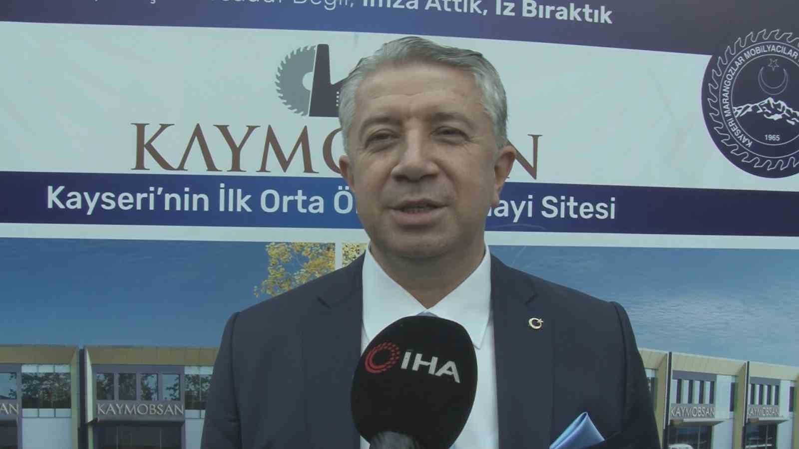 Başkan Sarıkaya: "Bundan sonraki dönemin adını değişim, dönüşüm ve dışa açılım olarak 3D koyduk"
Başkan Sarıkaya: "Bundan sonraki dönemin adını değişim, dönüşüm ve dışa açılım olarak 3D koyduk"