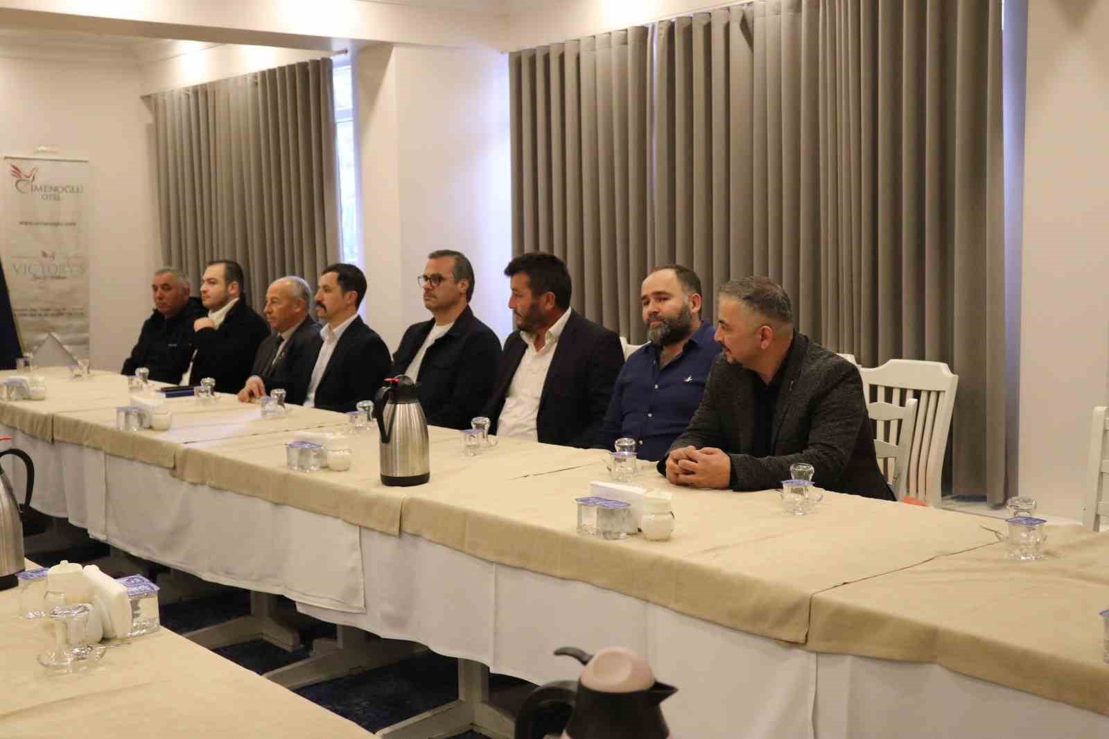 Başkan Saruhan: "Anahtar Parti bu milletin umududur"
Başkan Saruhan: "Anahtar Parti bu milletin umududur"