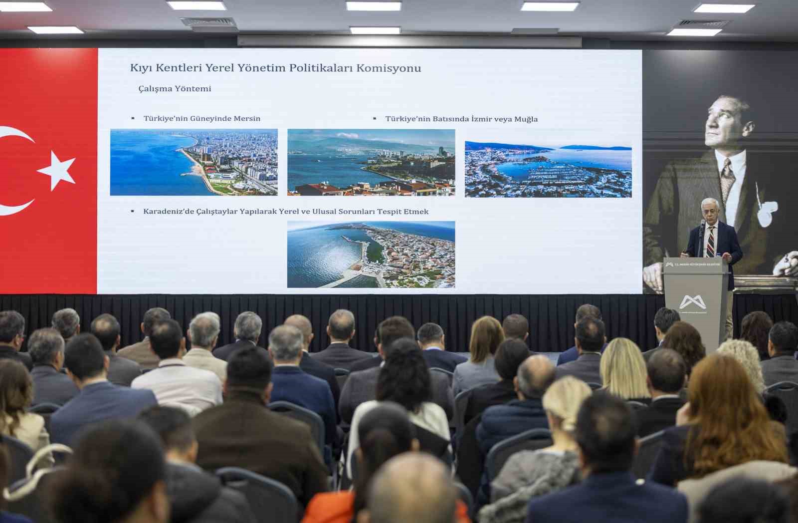 Başkan Seçer: "Kıyı kentlerinin geleceği, Türkiye’nin geleceğinin çok önemli bir parçasıdır"
Başkan Seçer: "Kıyı kentlerinin geleceği, Türkiye’nin geleceğinin çok önemli bir parçasıdır"