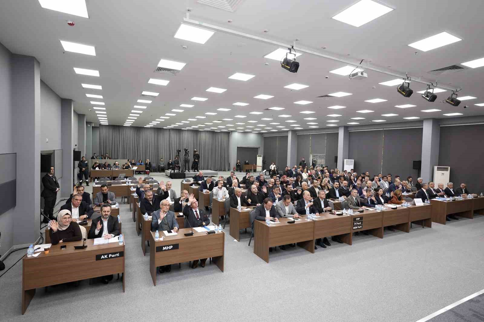 Başkan Seçer: "Mersin’in değerlerine tüm Mersin’in sahip çıkması gerekir"
