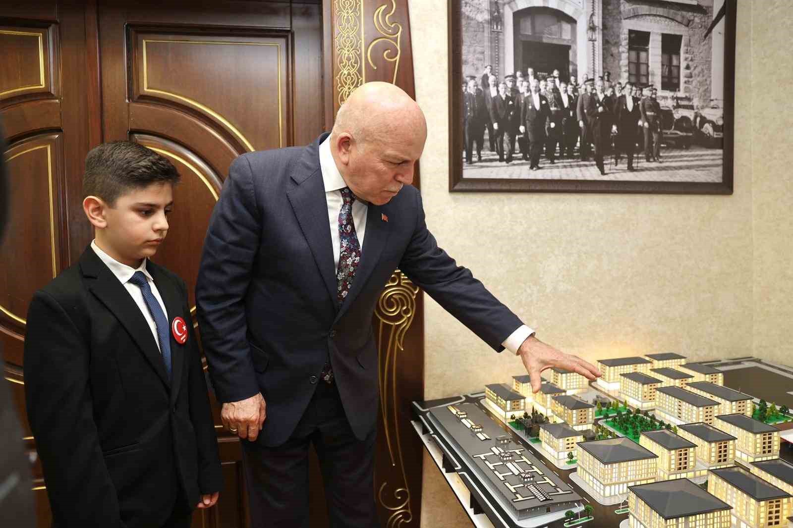 Başkan Sekmen; "Onlar gözümüzün nuru, geleceğimizin umudu"
