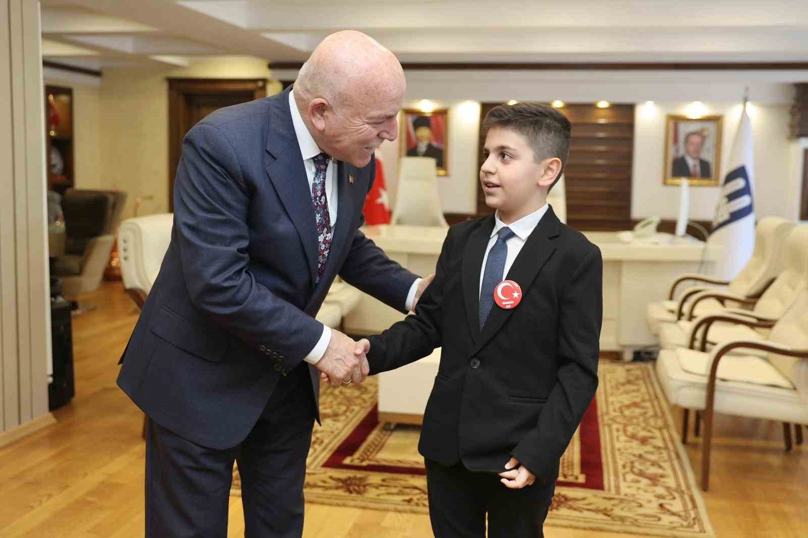 Başkan Sekmen; "Onlar gözümüzün nuru, geleceğimizin umudu"
