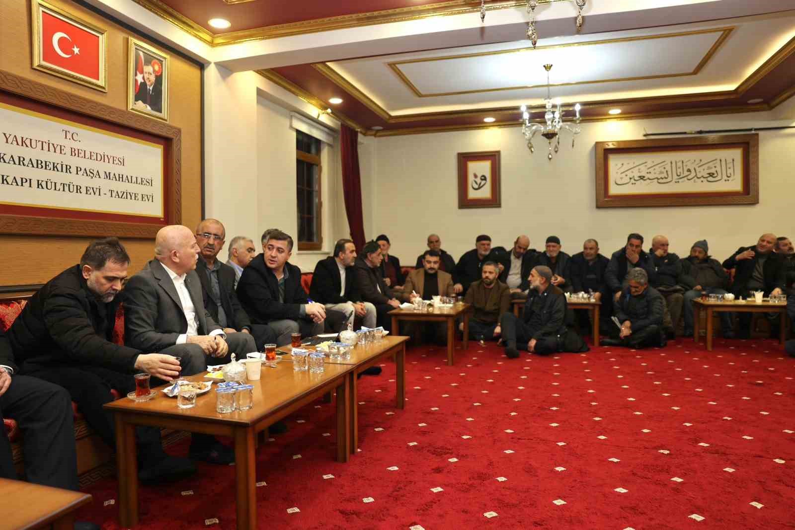 Başkan Sekmen ve Uçar vatandaşla buluştu
